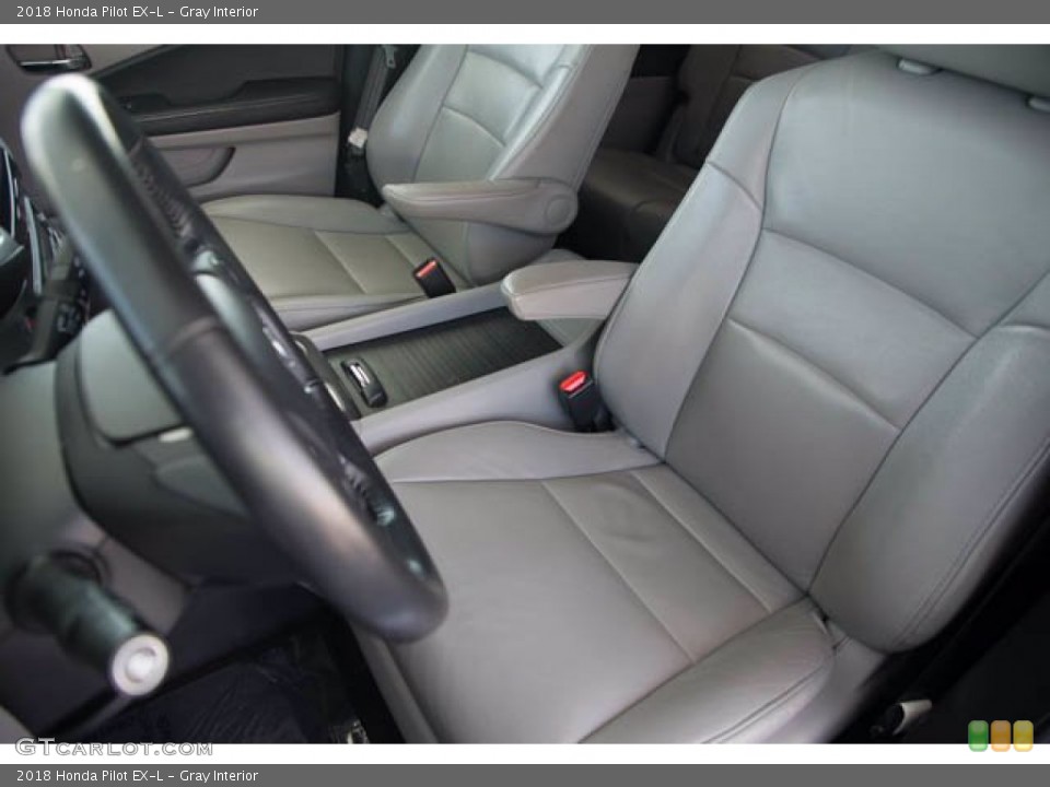 Gray Interior Front Seat for the 2018 Honda Pilot EX-L #142639052