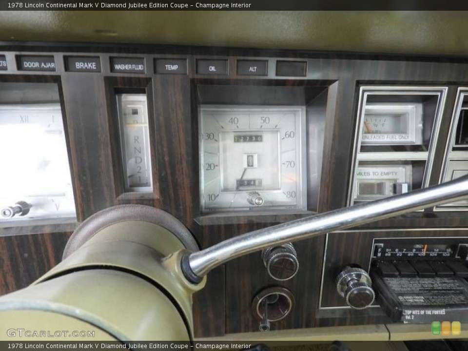 Champagne Interior Controls for the 1978 Lincoln Continental Mark V Diamond Jubilee Edition Coupe #142659662