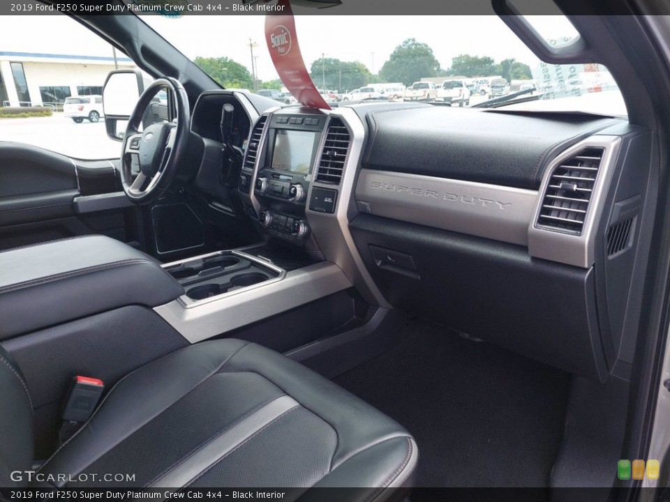 Black Interior Dashboard for the 2019 Ford F250 Super Duty Platinum Crew Cab 4x4 #142665175