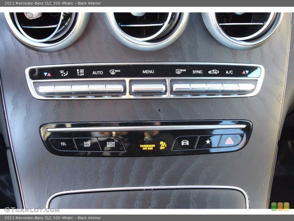 Black Interior Controls for the 2021 Mercedes-Benz GLC 300 4Matic #142676648