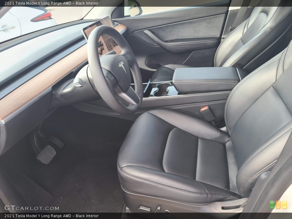 Black Interior Photo for the 2021 Tesla Model Y Long Range AWD #142706450