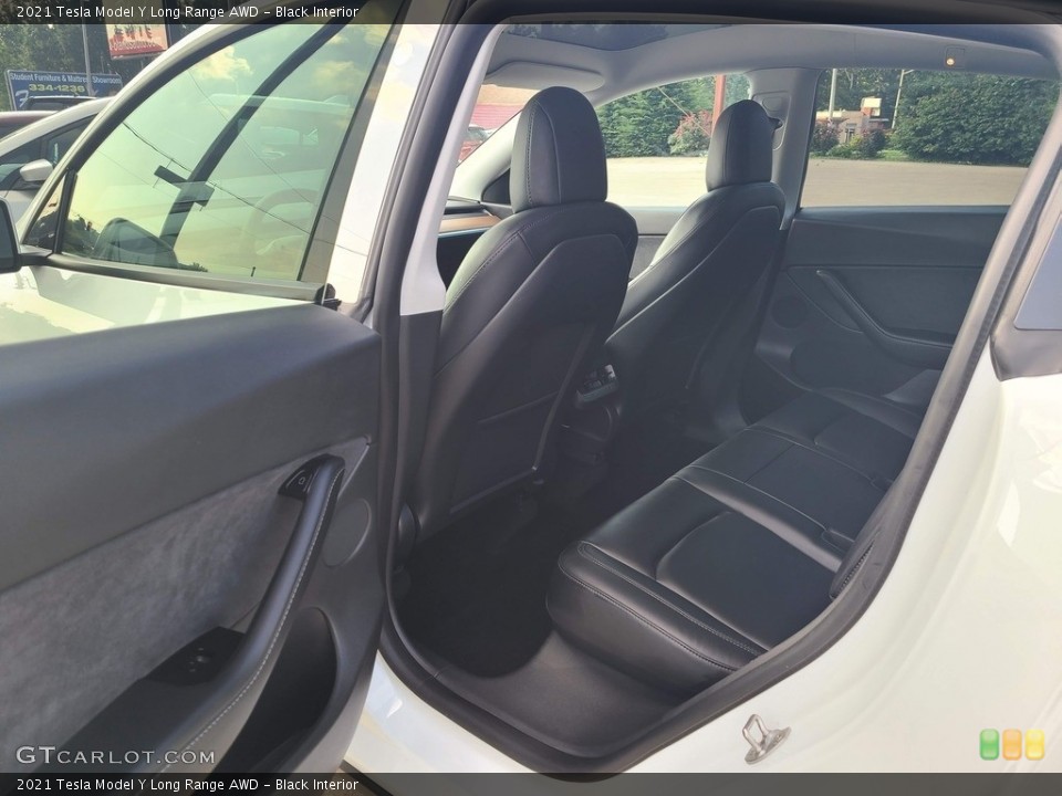 Black Interior Rear Seat for the 2021 Tesla Model Y Long Range AWD #142706543