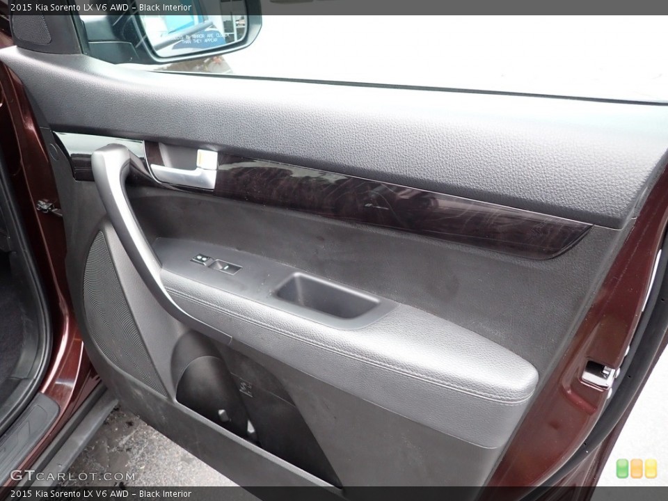 Black Interior Door Panel for the 2015 Kia Sorento LX V6 AWD #142709570