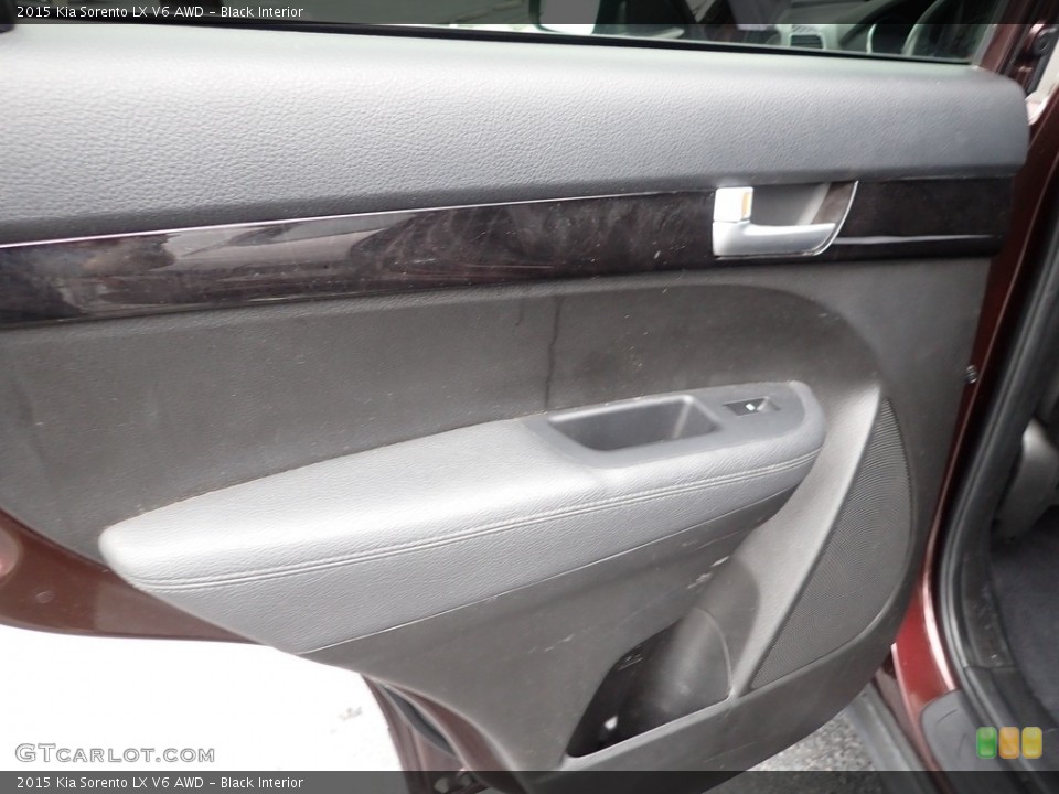 Black Interior Door Panel for the 2015 Kia Sorento LX V6 AWD #142709708