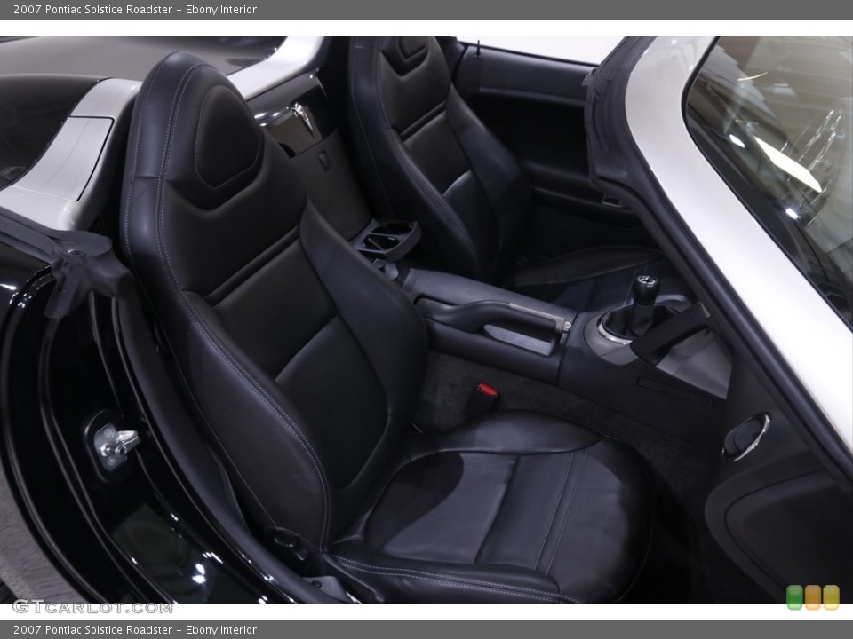 Ebony Interior Photo for the 2007 Pontiac Solstice Roadster #142722116