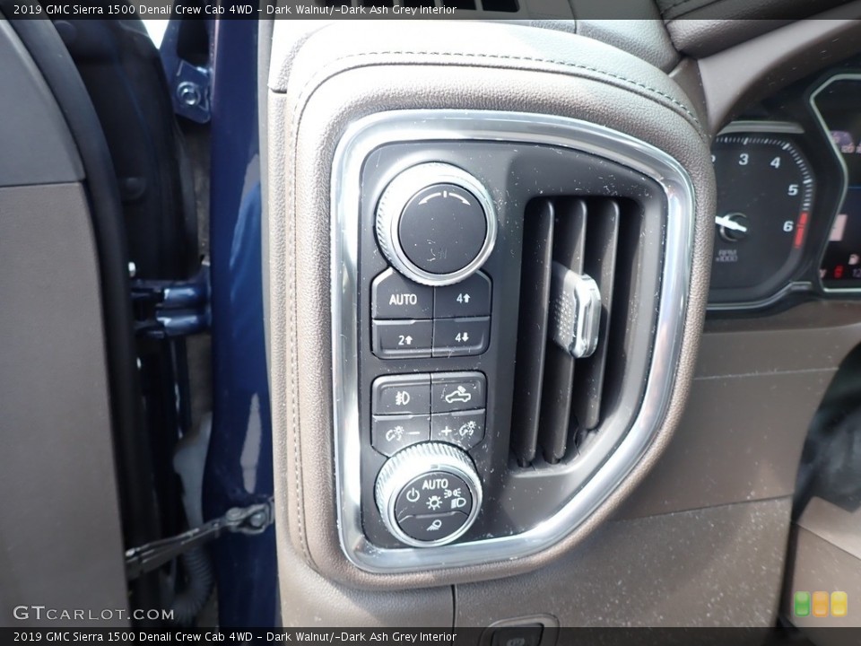 Dark Walnut/­Dark Ash Grey Interior Controls for the 2019 GMC Sierra 1500 Denali Crew Cab 4WD #142738591