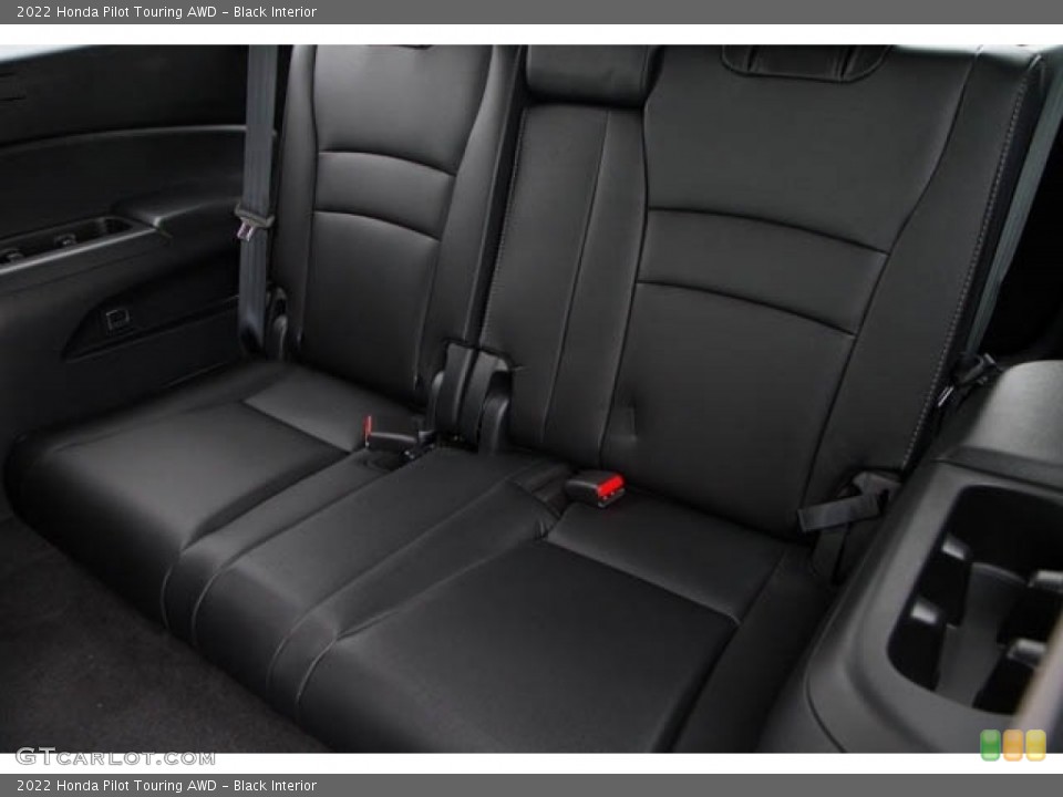 Black Interior Rear Seat for the 2022 Honda Pilot Touring AWD #142747147