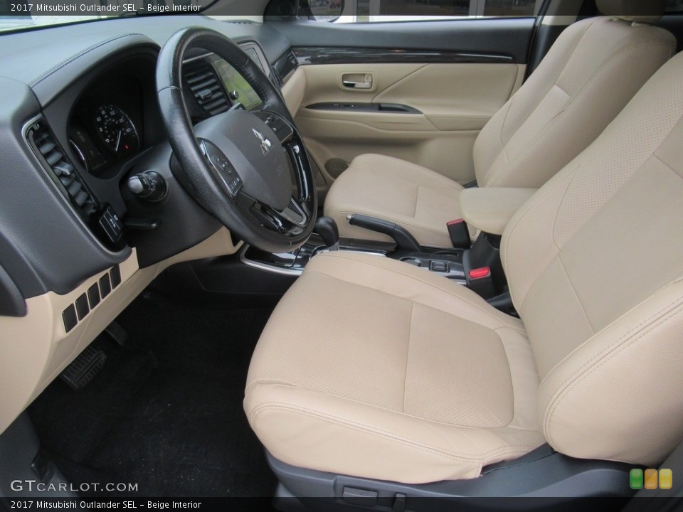 Beige Interior Photo for the 2017 Mitsubishi Outlander SEL #142752367