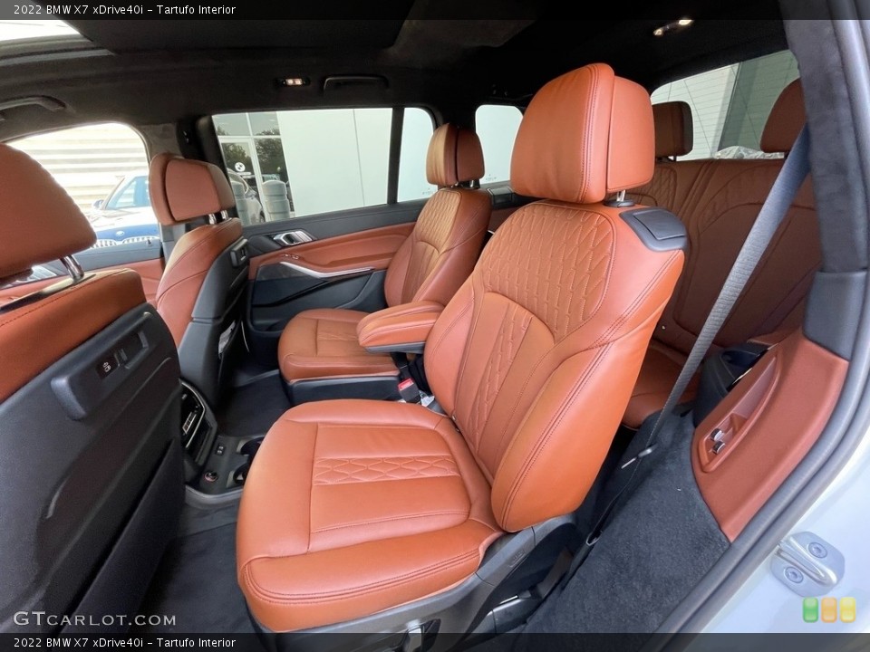 Tartufo Interior Rear Seat for the 2022 BMW X7 xDrive40i #142759094