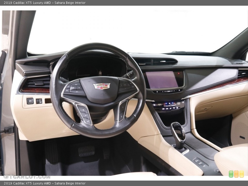 Sahara Beige Interior Dashboard for the 2019 Cadillac XT5 Luxury AWD #142789136