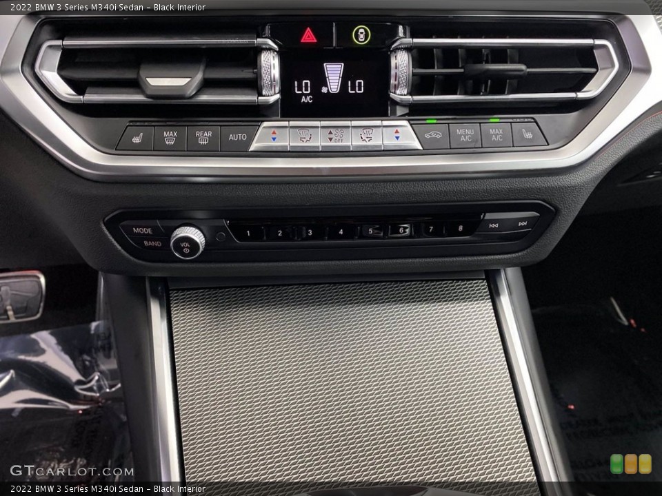 Black Interior Controls for the 2022 BMW 3 Series M340i Sedan #142801056
