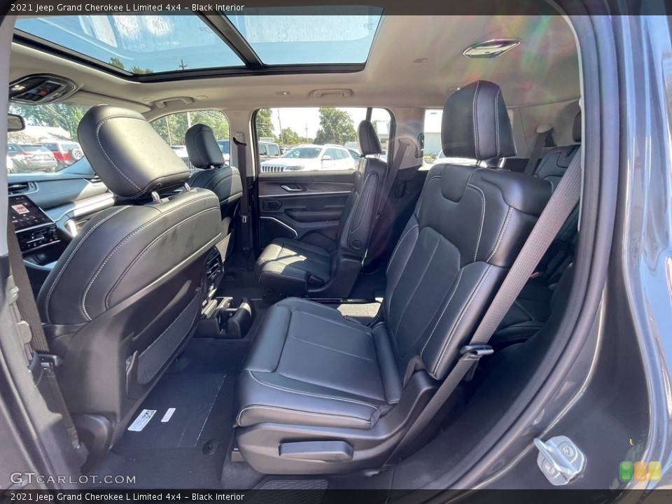 Black Interior Rear Seat for the 2021 Jeep Grand Cherokee L Limited 4x4 #142818836