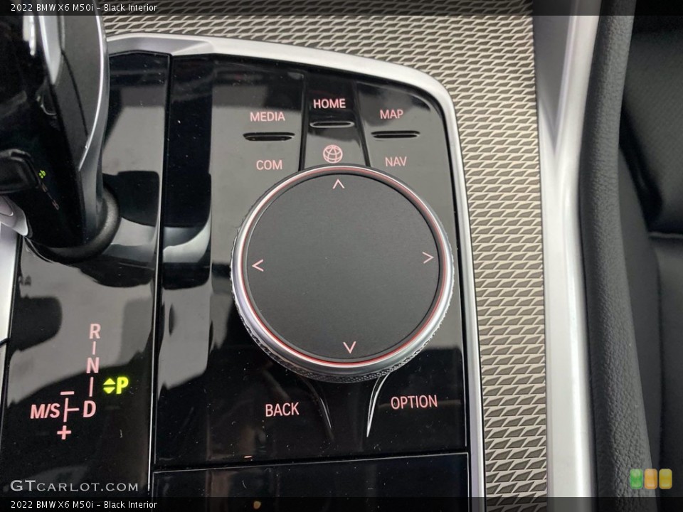 Black Interior Controls for the 2022 BMW X6 M50i #142819076
