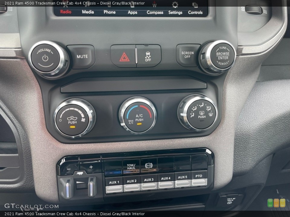 Diesel Gray/Black Interior Controls for the 2021 Ram 4500 Tradesman Crew Cab 4x4 Chassis #142839798