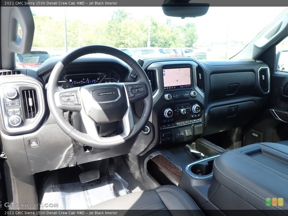 Jet Black Interior Dashboard for the 2021 GMC Sierra 1500 Denali Crew Cab 4WD #142850195