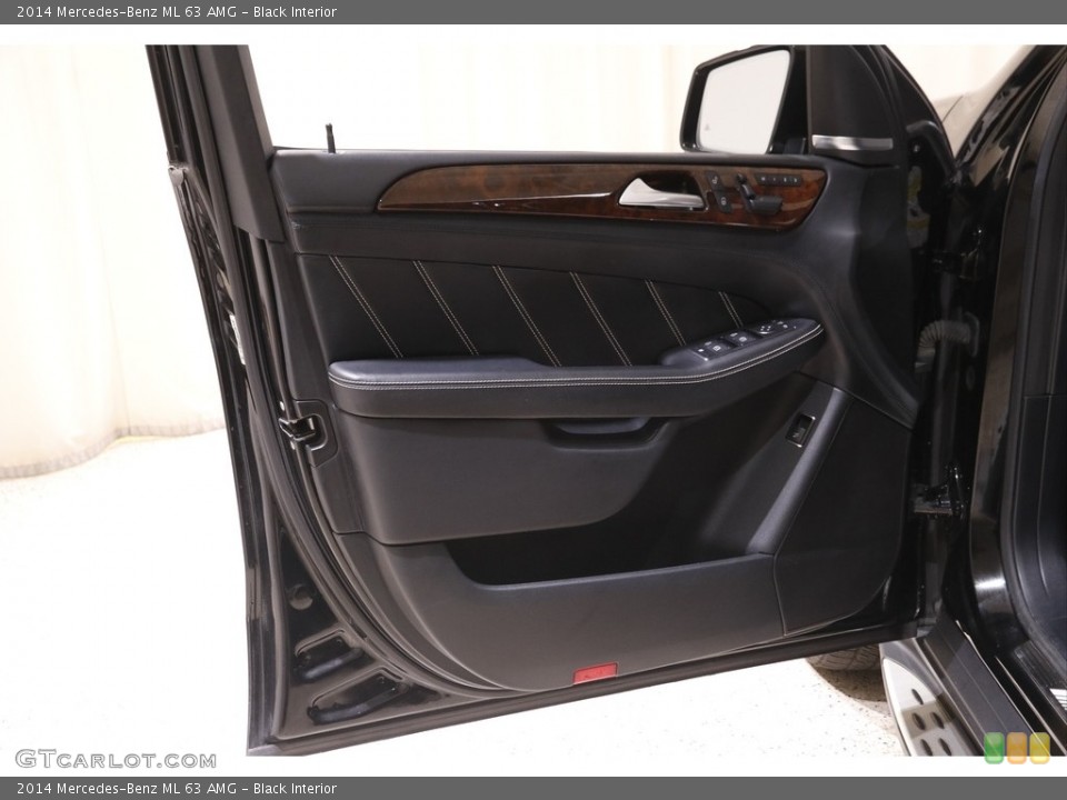 Black Interior Door Panel for the 2014 Mercedes-Benz ML 63 AMG #142871196