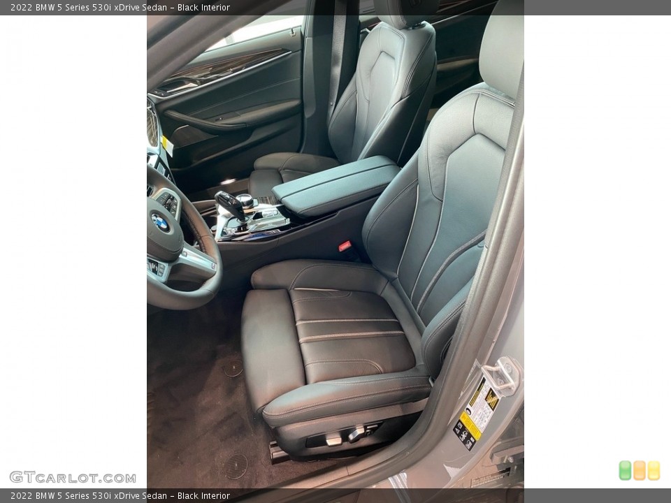 Black Interior Front Seat for the 2022 BMW 5 Series 530i xDrive Sedan #142871670