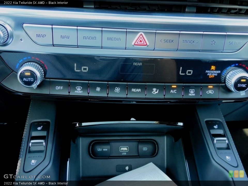 Black Interior Controls for the 2022 Kia Telluride SX AWD #142874884