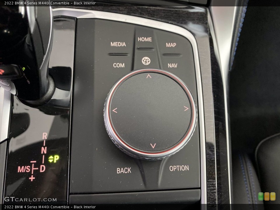 Black Interior Controls for the 2022 BMW 4 Series M440i Convertible #142883767