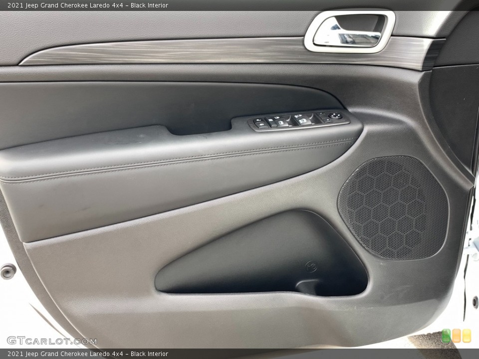 Black Interior Door Panel for the 2021 Jeep Grand Cherokee Laredo 4x4 #142926879