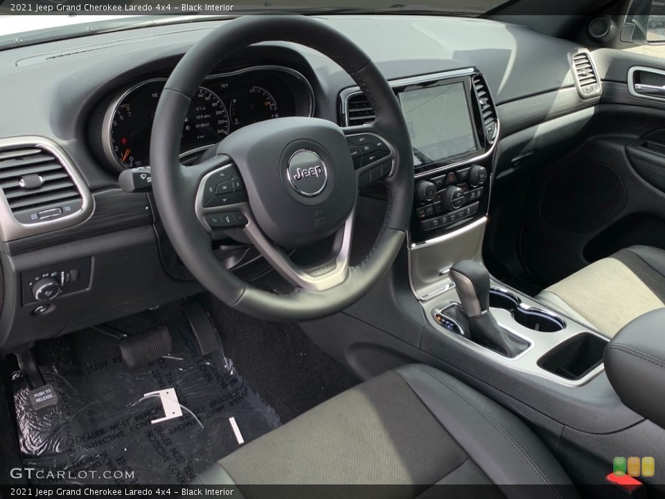 Black Interior Front Seat for the 2021 Jeep Grand Cherokee Laredo 4x4 #142927560