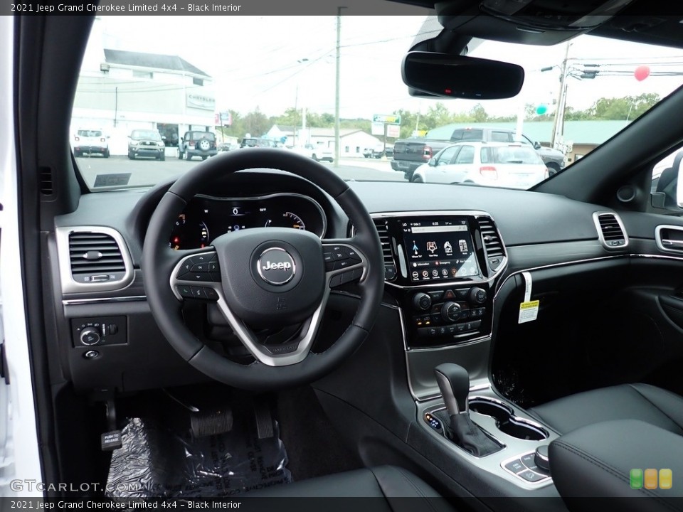 Black Interior Dashboard for the 2021 Jeep Grand Cherokee Limited 4x4 #142934151