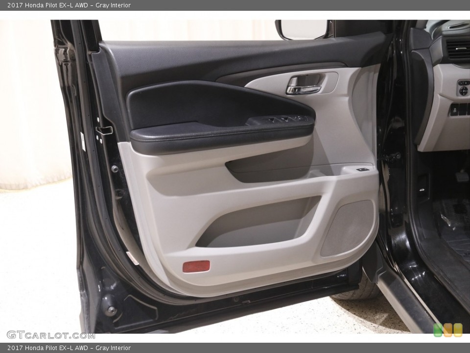 Gray Interior Door Panel for the 2017 Honda Pilot EX-L AWD #142944167