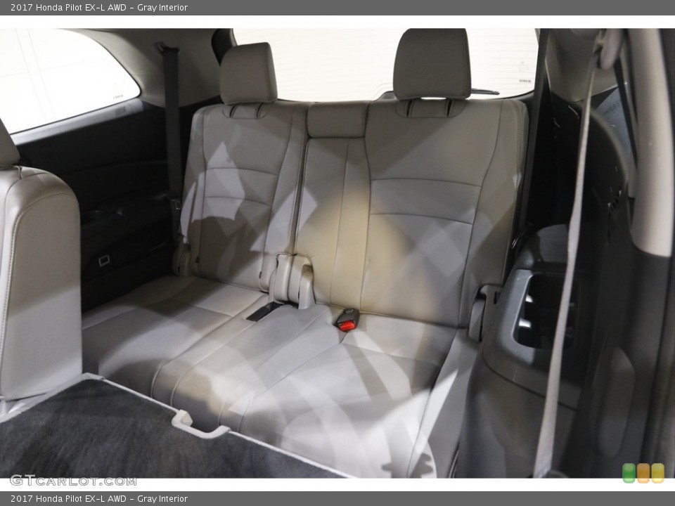 Gray Interior Rear Seat for the 2017 Honda Pilot EX-L AWD #142944404