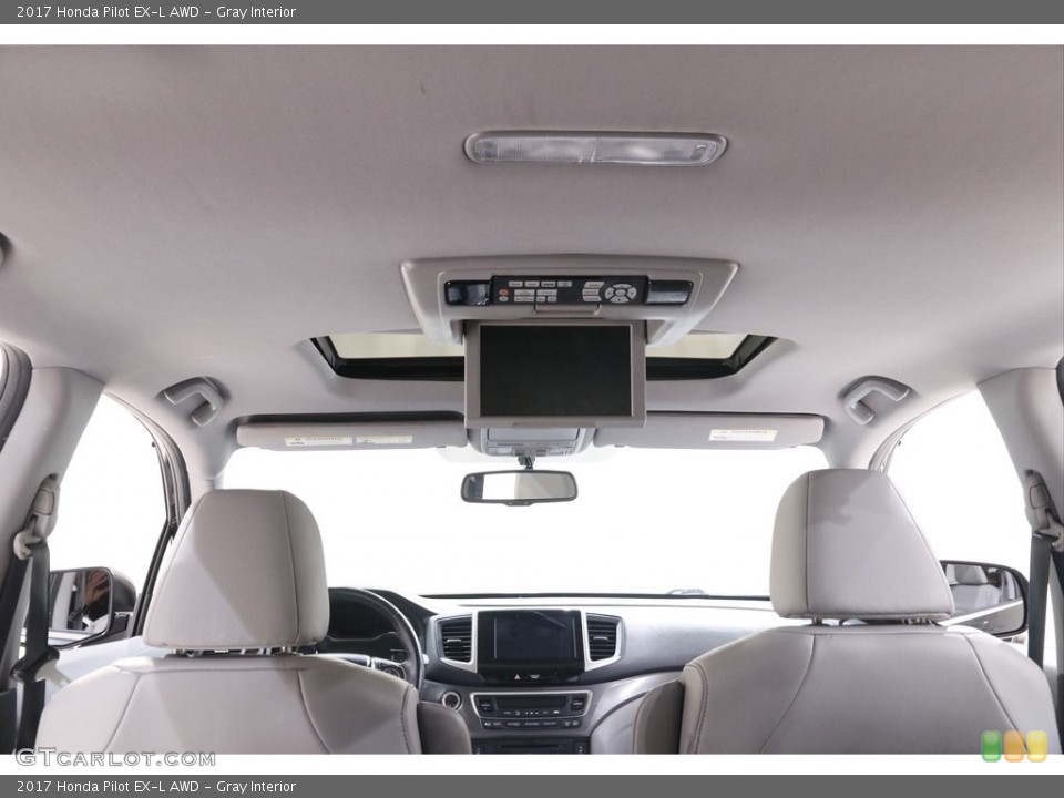 Gray Interior Entertainment System for the 2017 Honda Pilot EX-L AWD #142944416