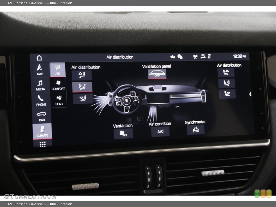 Black Interior Controls for the 2020 Porsche Cayenne S #142956208