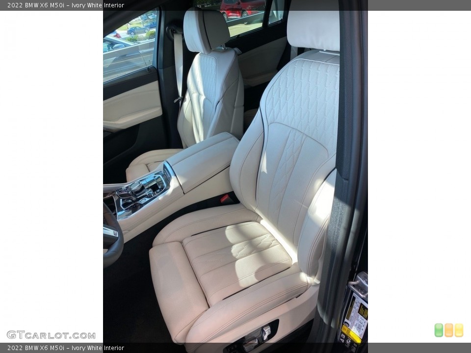 Ivory White 2022 BMW X6 Interiors