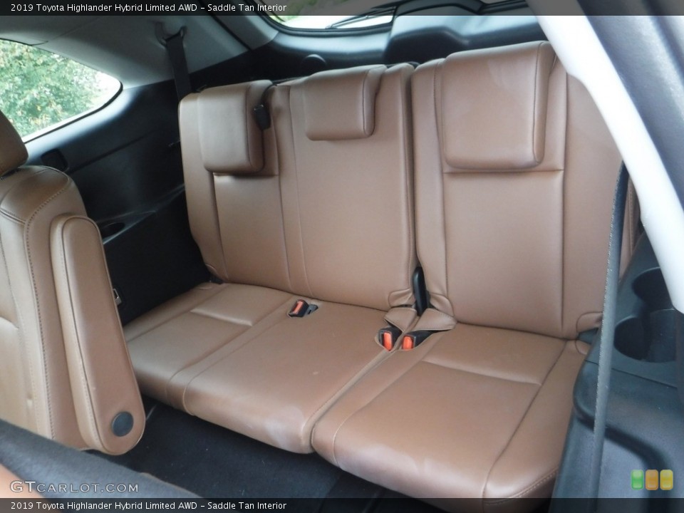 Saddle Tan Interior Rear Seat for the 2019 Toyota Highlander Hybrid Limited AWD #142957572