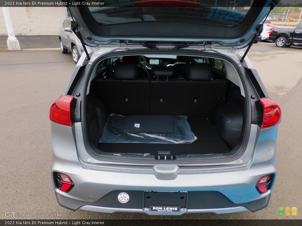 Light Gray Interior Trunk for the 2022 Kia Niro EX Premium Hybrid #142958967
