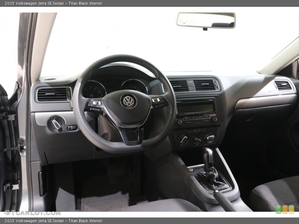Titan Black Interior Photo for the 2015 Volkswagen Jetta SE Sedan #142970846