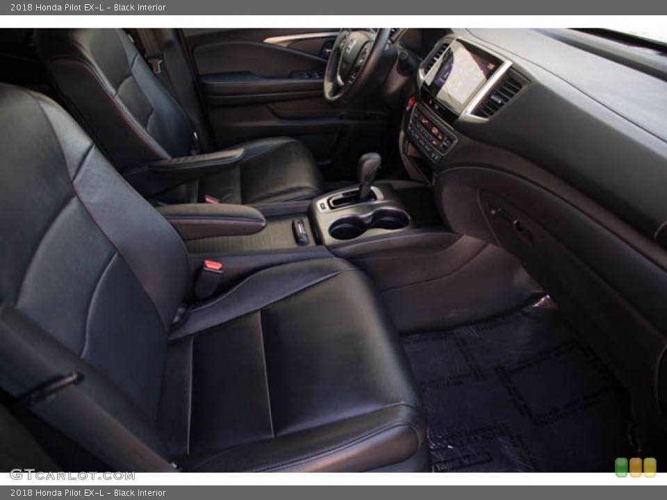 Black Interior Front Seat for the 2018 Honda Pilot EX-L #142984914
