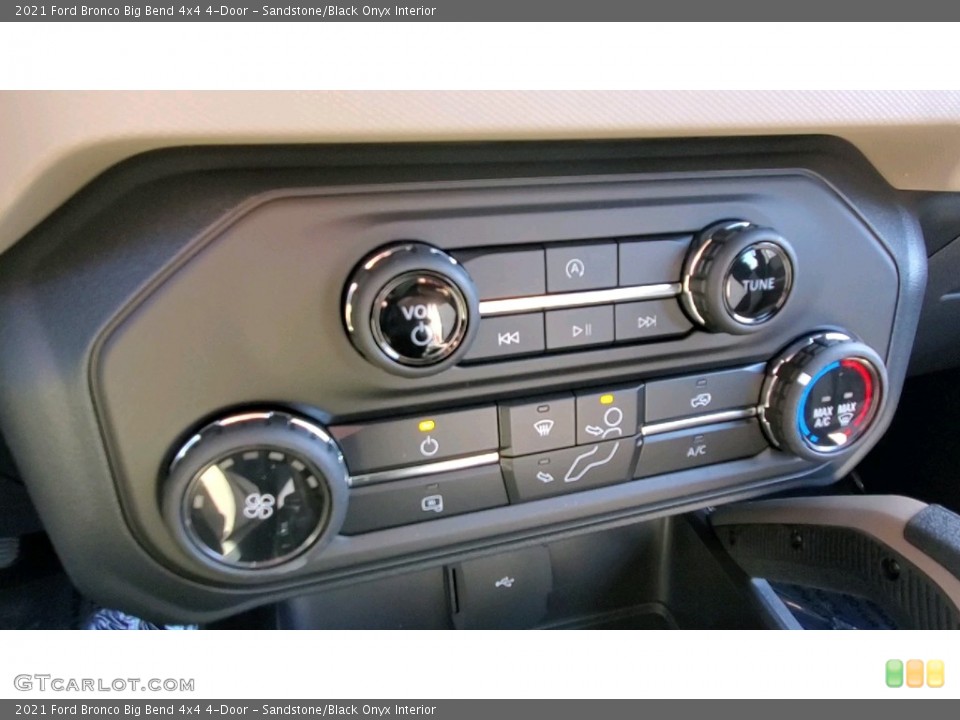 Sandstone/Black Onyx Interior Controls for the 2021 Ford Bronco Big Bend 4x4 4-Door #142991876