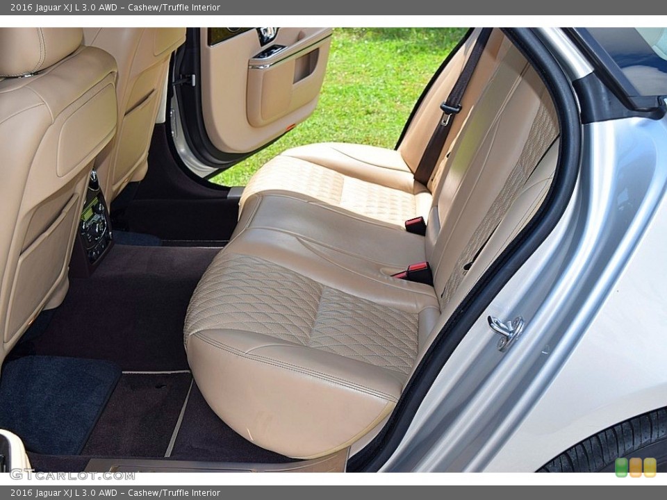 Cashew/Truffle Interior Rear Seat for the 2016 Jaguar XJ L 3.0 AWD #142994122