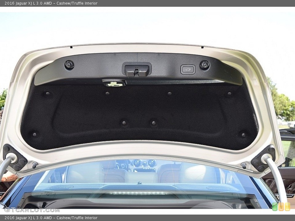 Cashew/Truffle Interior Trunk for the 2016 Jaguar XJ L 3.0 AWD #142994323