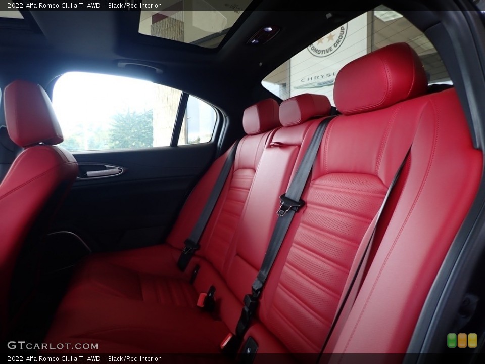 Black/Red Interior Rear Seat for the 2022 Alfa Romeo Giulia Ti AWD #142995877