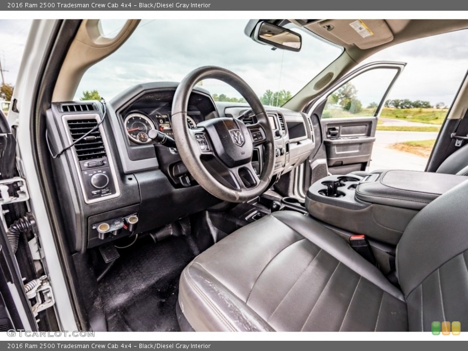 Black/Diesel Gray Interior Photo for the 2016 Ram 2500 Tradesman Crew Cab 4x4 #142998385