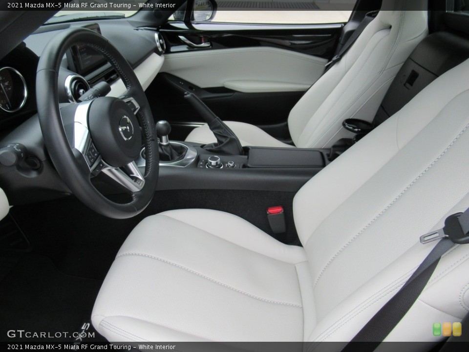 White 2021 Mazda MX-5 Miata RF Interiors