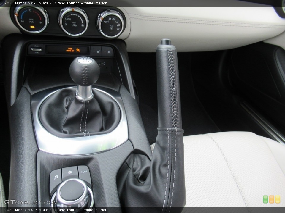 White Interior Transmission for the 2021 Mazda MX-5 Miata RF Grand Touring #143010125