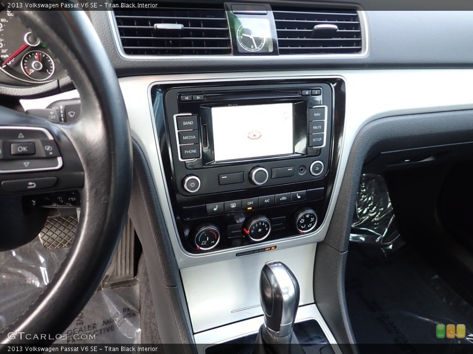 Titan Black Interior Controls for the 2013 Volkswagen Passat V6 SE #143018036