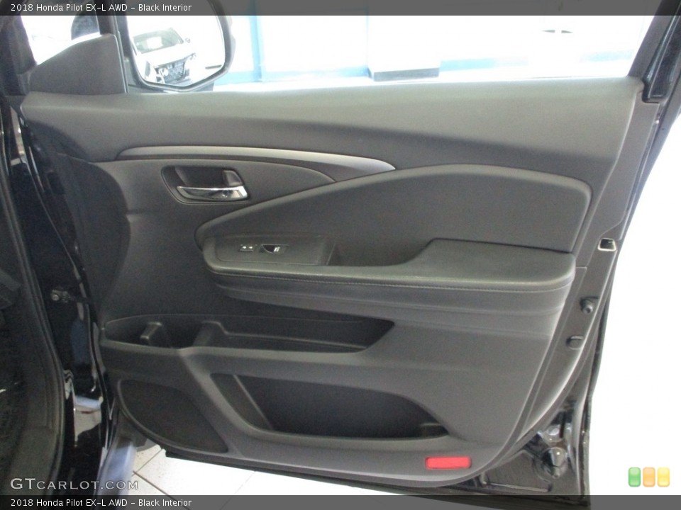 Black Interior Door Panel for the 2018 Honda Pilot EX-L AWD #143026243
