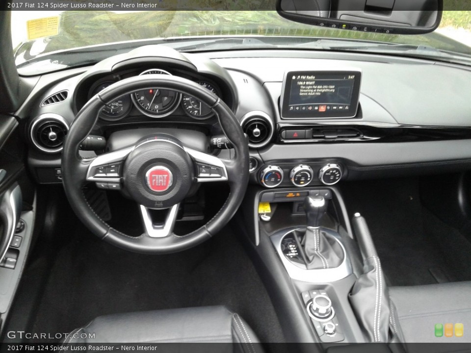 Nero Interior Dashboard for the 2017 Fiat 124 Spider Lusso Roadster #143031046