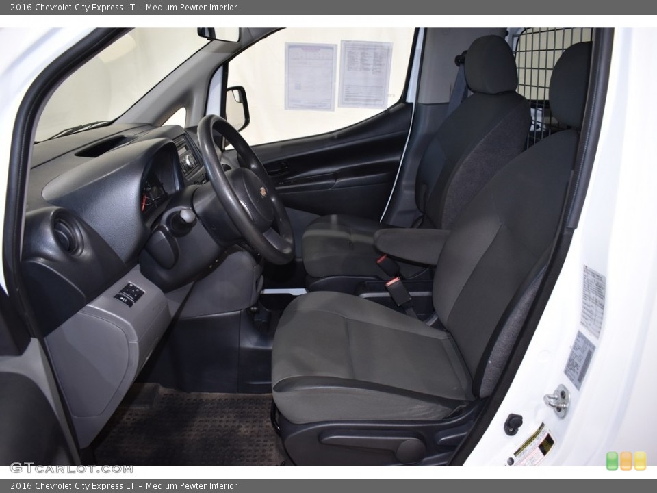Medium Pewter Interior Photo for the 2016 Chevrolet City Express LT #143031223