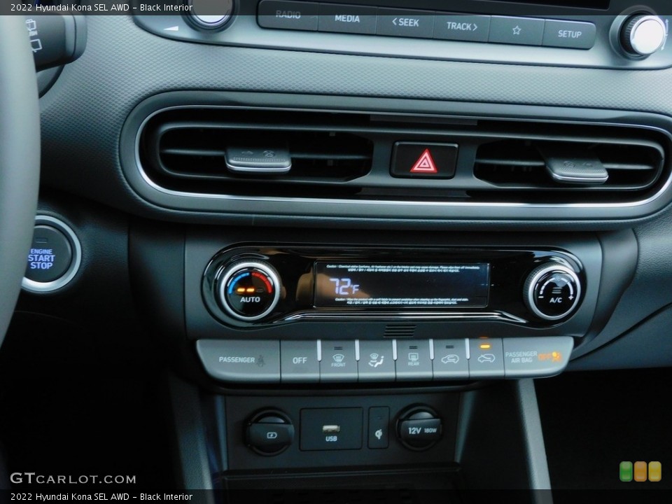 Black Interior Controls for the 2022 Hyundai Kona SEL AWD #143040315