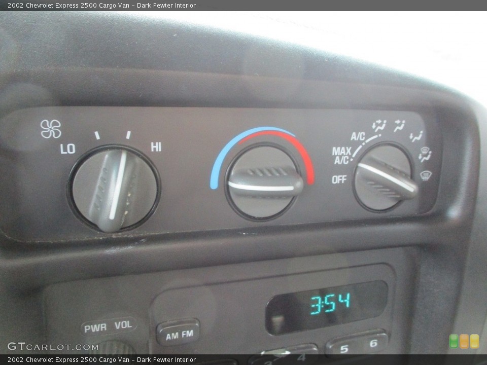Dark Pewter Interior Controls for the 2002 Chevrolet Express 2500 Cargo Van #143065201