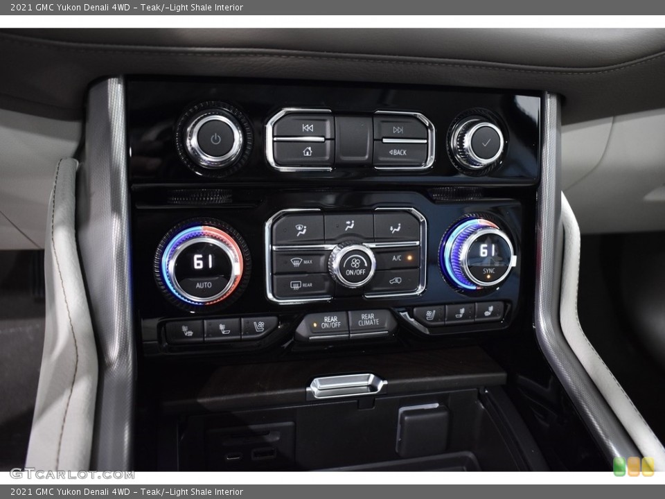 Teak/­Light Shale Interior Controls for the 2021 GMC Yukon Denali 4WD #143089424