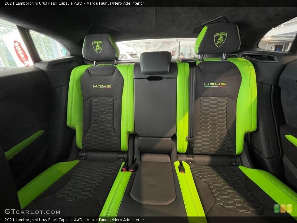 Verde Faunus/Nero Ade Interior Rear Seat for the 2021 Lamborghini Urus Pearl Capsule AWD #143090057
